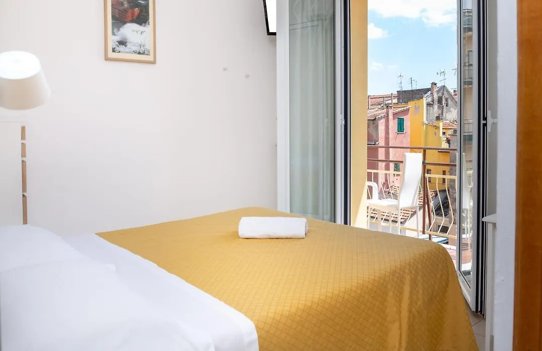 Hotel Villa Lina-1